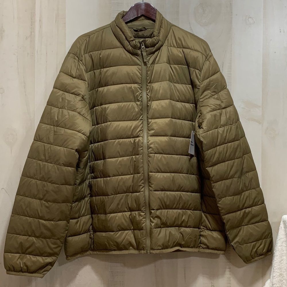 Old Navy Men’s Performance Puffer Jacket Size XL